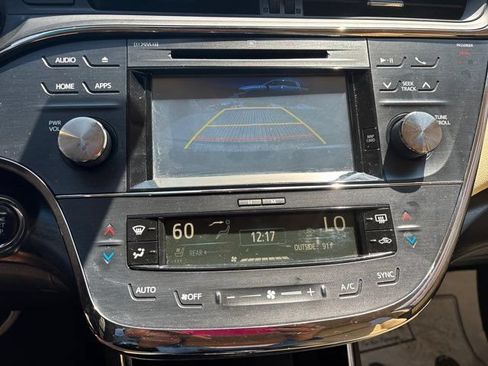 Used 2016 Toyota Avalon Limited FWD image 34