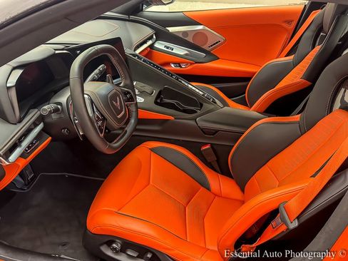 Used 2025 Chevrolet Corvette Stingray w/ Z51 Performance Package image 10