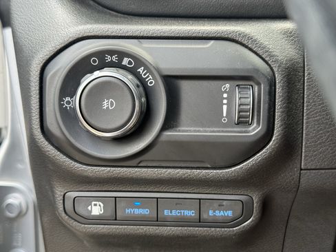 Used 2023 Jeep Wrangler Unlimited Rubicon 4xe w/ Cold Weather Group AWD/4WD image 26