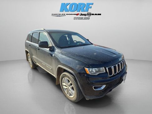 Used 2018 Jeep Grand Cherokee Laredo image 4