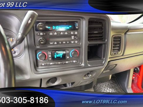 Used 2007 Chevrolet Silverado 2500 LT w/ Onstar Plus Package AWD/4WD image 22