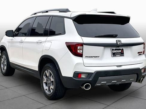 Used 2023 Honda Passport TrailSport image 12