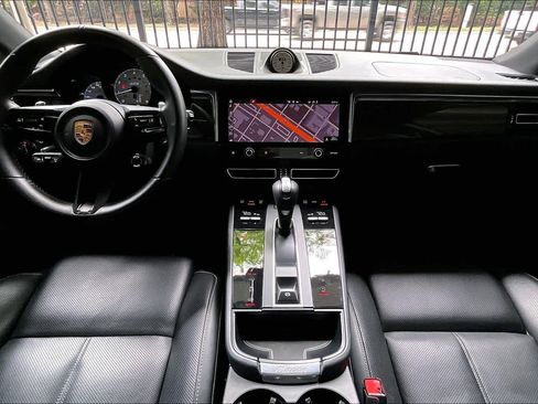 Used 2023 Porsche Macan GTS image 15