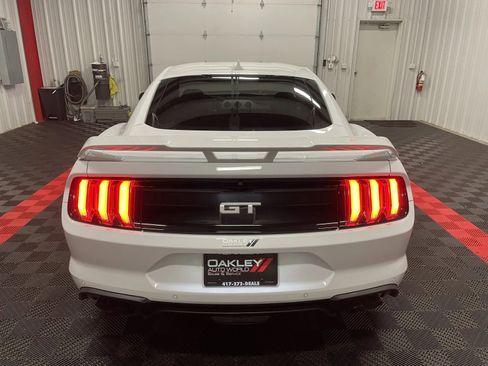 Used 2022 Ford Mustang GT Premium image 3