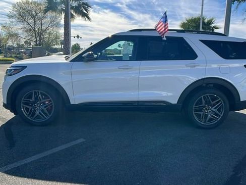 New 2026 Ford Explorer ST w/ Sun And Sound Package image 6