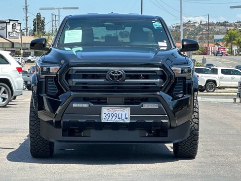 Used 2026 Toyota Tacoma SR5 AWD/4WD image 7