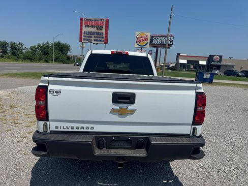 Used 2017 Chevrolet Silverado 1500 W/T w/ WT Convenience Package AWD/4WD image 4