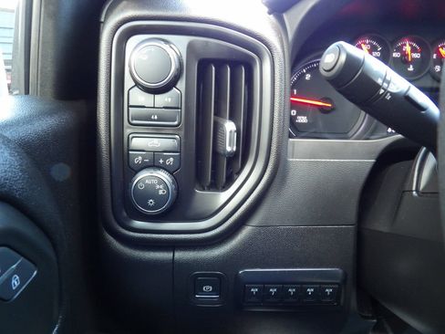 Used 2025 Chevrolet Silverado 3500 W/T w/ WT Convenience Package AWD/4WD image 19