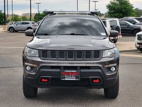 Used 2019 Jeep Compass Trailhawk w/ Cold Weather Group AWD/4WD image 9
