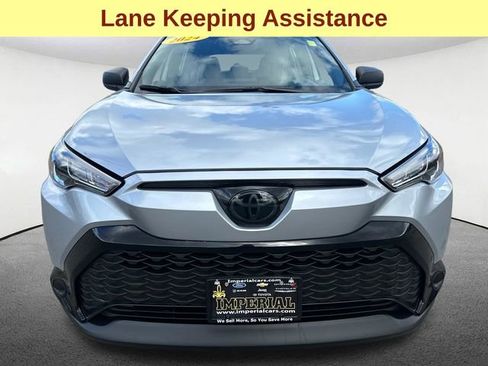 Used 2024 Toyota Corolla Cross AWD Hybrid image 4