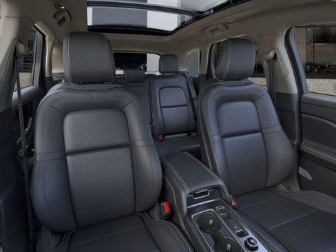 New 2025 Lincoln Corsair Reserve w/ Equipment Group 202A image 10