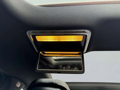 Used 2015 Mercedes-Benz S 550 4MATIC Sedan image 39