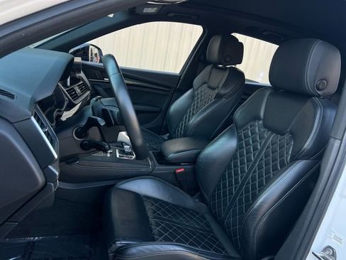 Used 2020 Audi SQ5 Premium Plus w/ Premium Plus Package image 12