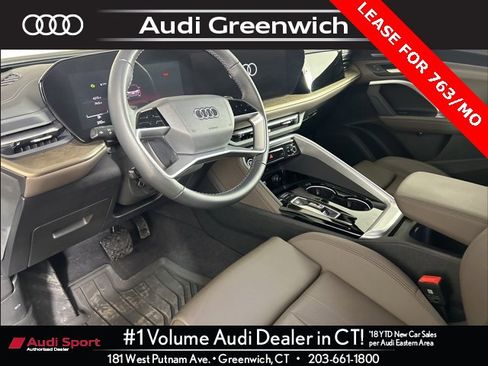 Certified 2025 Audi Q5 2.0T Premium Plus w/ Premium Plus image 9