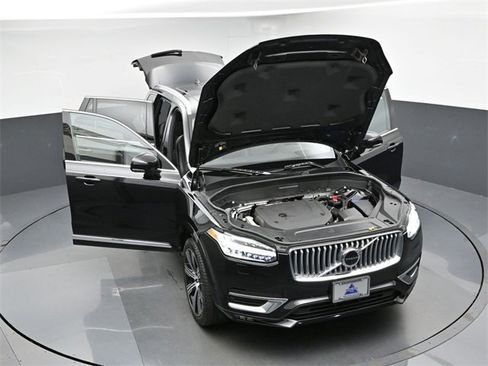 Used 2023 Volvo XC90 B6 Ultimate w/ Protection Package Premier image 51
