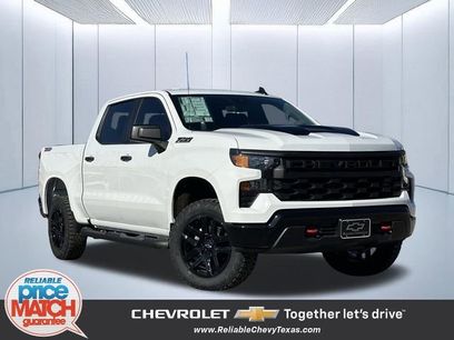 New 2026 Chevrolet Silverado 1500 Custom Trail Boss w/ LPO, Dark Essentials Package