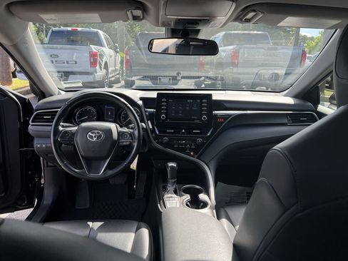 Used 2023 Toyota Camry SE FWD image 31