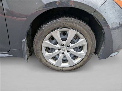 Used 2024 Toyota Corolla LE image 19