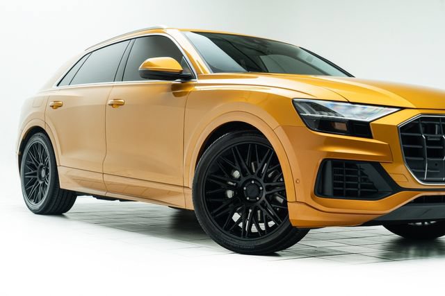 Used 2019 Audi Q8 Prestige w/ Luxury Package AWD/4WD image 3