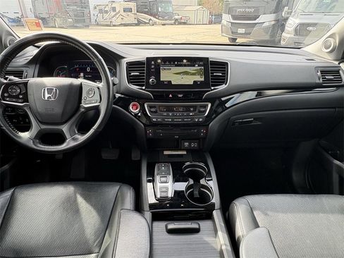 Used 2020 Honda Pilot Elite image 28