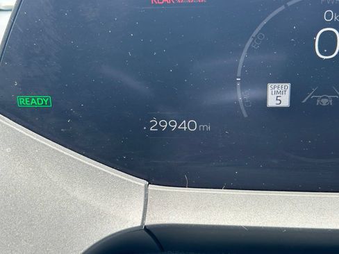 Certified 2024 Toyota Prius XLE FWD image 35