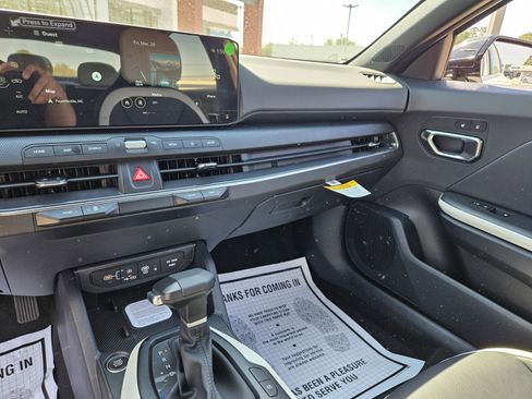 New 2026 Kia K4 GT-Line image 13