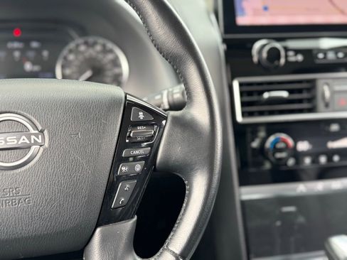 Used 2024 Nissan Armada SV image 7
