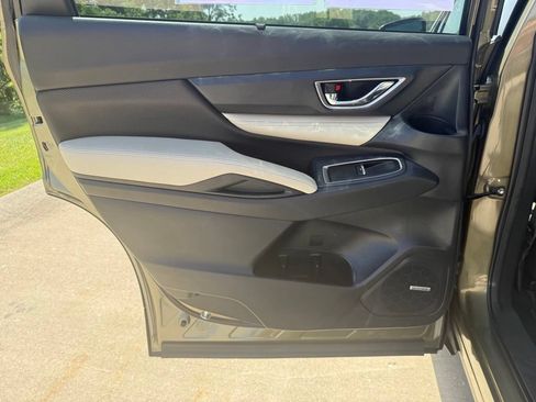 Used 2022 Subaru Ascent Limited w/ Technology Package AWD/4WD image 13