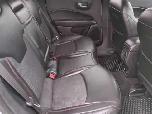 Used 2019 Jeep Compass Trailhawk AWD/4WD image 20