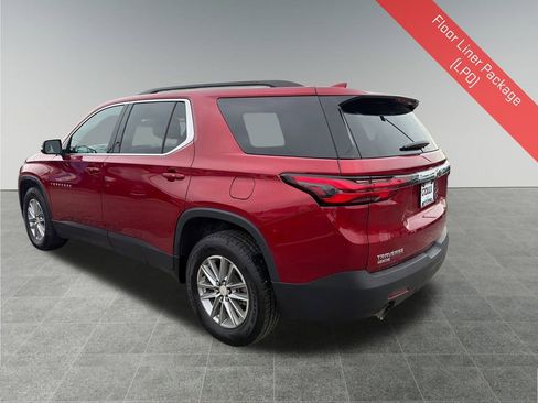 Used 2023 Chevrolet Traverse LT image 4