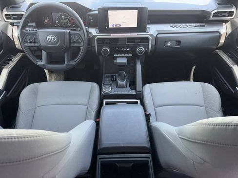 Used 2025 Toyota Tacoma SR5 RWD image 10