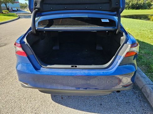 Used 2023 Toyota Camry LE image 10