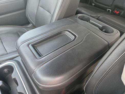 Used 2022 Chevrolet Silverado 3500 High Country w/ Technology Package AWD/4WD image 15