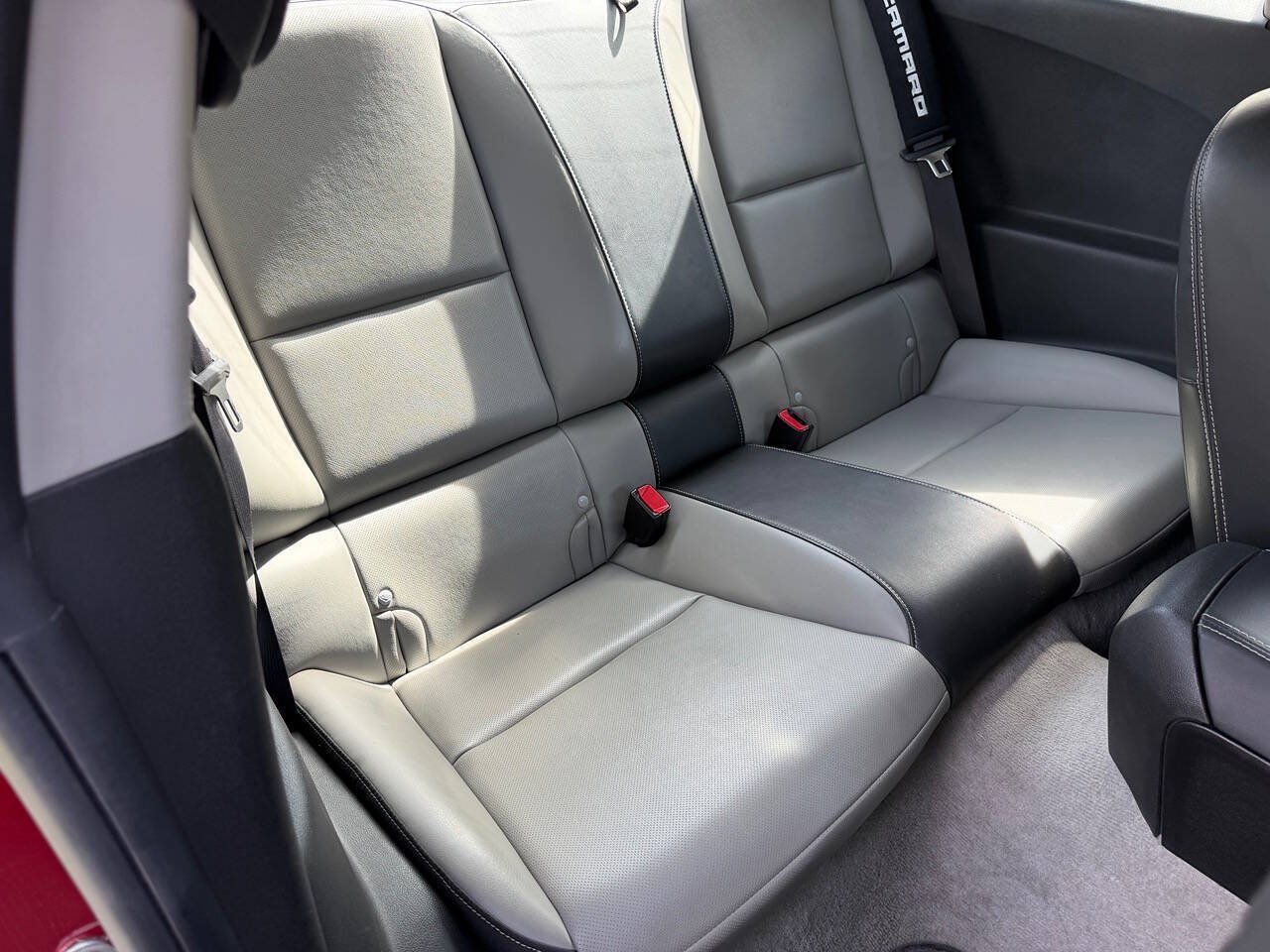 Used 2012 Chevrolet Camaro SS RWD image 13