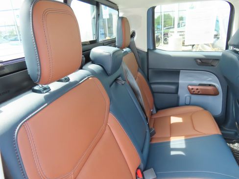 Used 2024 Ford Maverick Lariat FWD image 39
