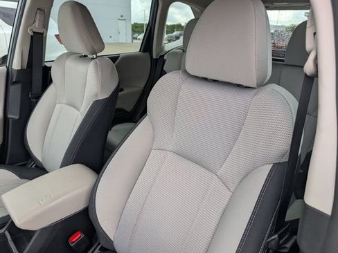 Used 2024 Subaru Forester AWD/4WD image 10