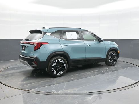 Used 2025 Kia Seltos SX w/ SX Sunroof Package image 7