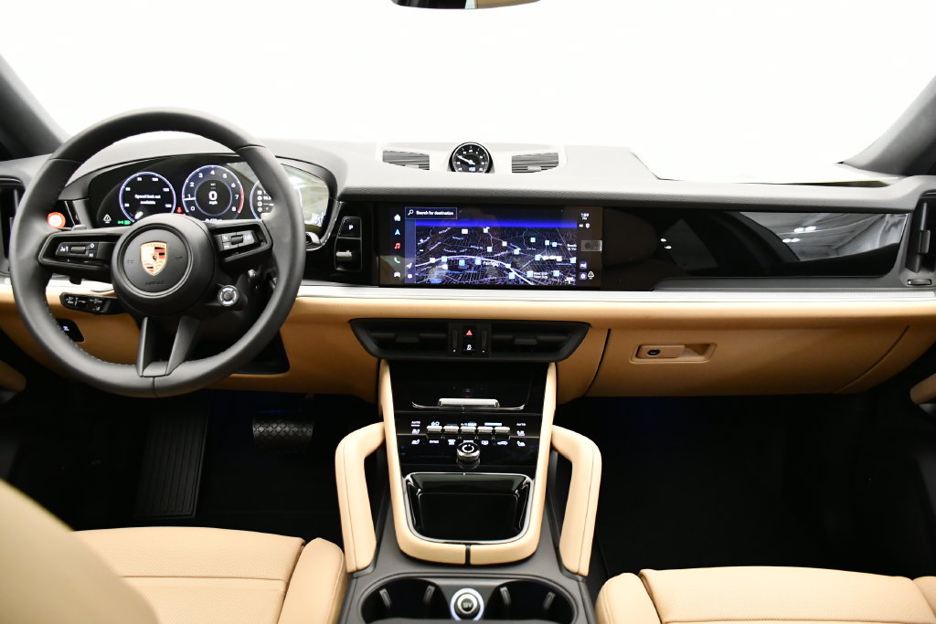 Certified 2026 Porsche Cayenne Coupe AWD/4WD image 23