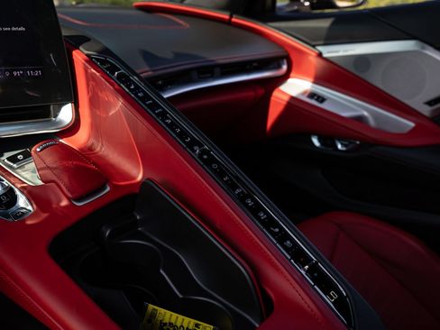 Used 2023 Chevrolet Corvette Z06 RWD image 67