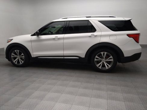 Used 2020 Ford Explorer Platinum w/ Premium Technology Package image 3