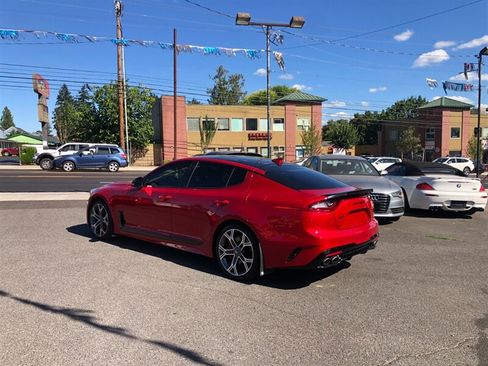 Used 2018 Kia Stinger GT2 AWD/4WD image 3