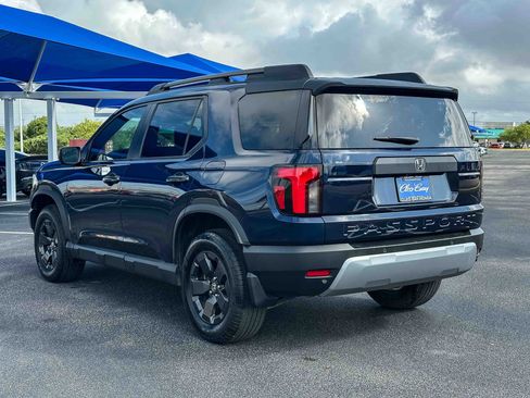 Certified 2026 Honda Passport RTL image 8