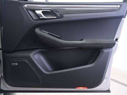 Certified 2022 Porsche Macan GTS AWD/4WD image 20