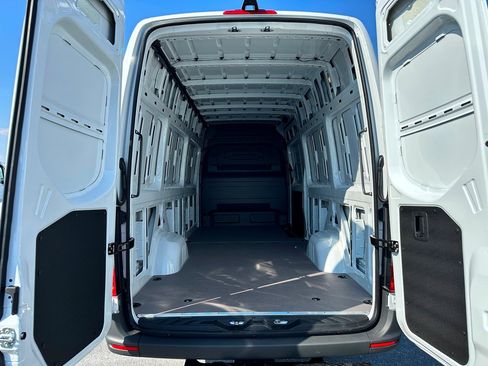 New 2026 Mercedes-Benz Sprinter 2500 image 21