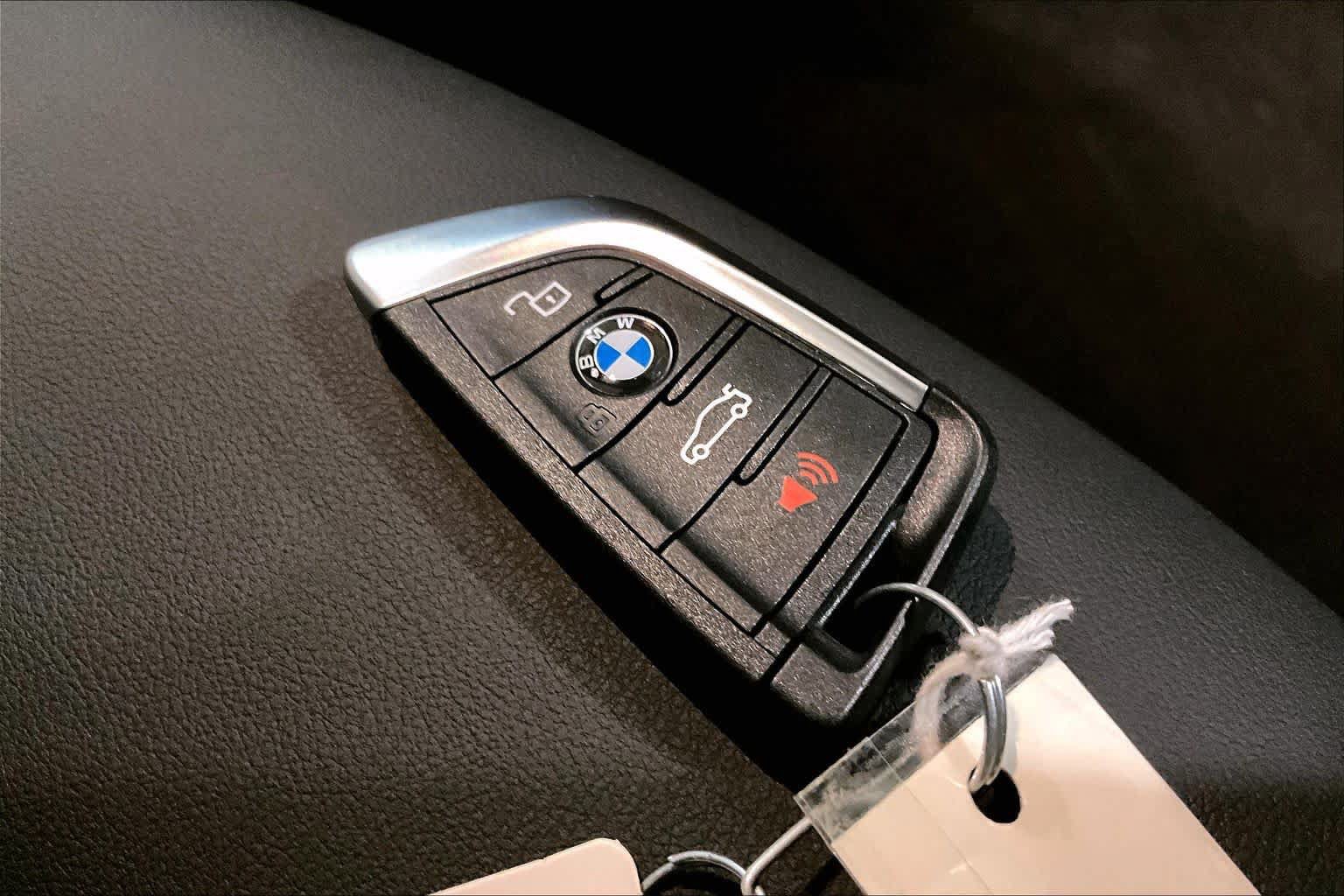 Used 2025 BMW M340i xDrive AWD/4WD image 14