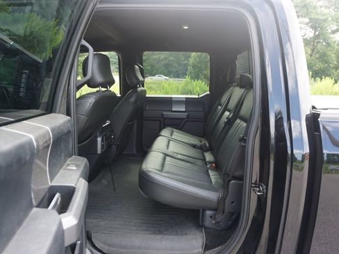 Used 2017 Ford F150 XLT w/ Equipment Group 302A Luxury AWD/4WD image 12