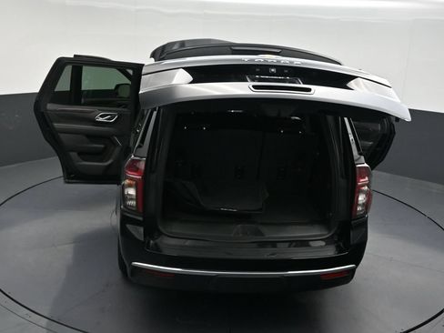 Used 2024 Chevrolet Tahoe LS RWD image 35