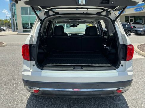 Used 2017 Honda Pilot Touring image 56