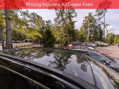 Used 2018 Hyundai Santa Fe Limited FWD image 10