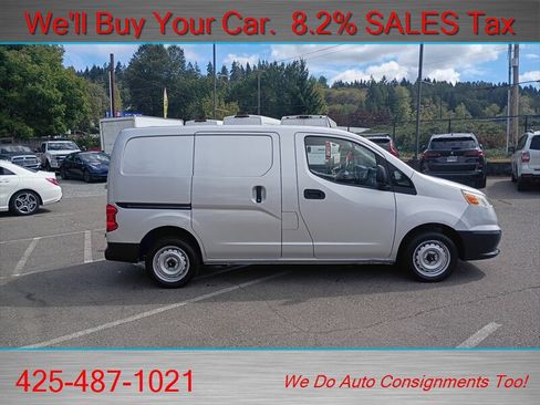 Used 2017 Chevrolet City Express LT w/ Technology Package FWD image 5